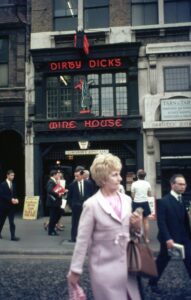 Dirty Dicks Pub, London