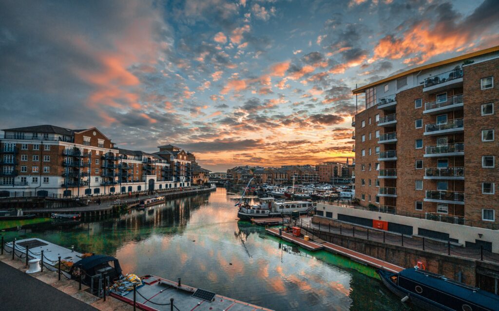 Limehouse - Thames - Docklands