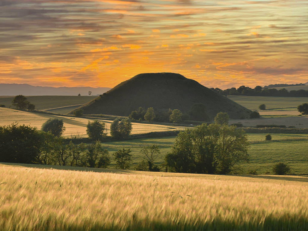 Treasures of Ancient Britain – Stonehenge to Saxons