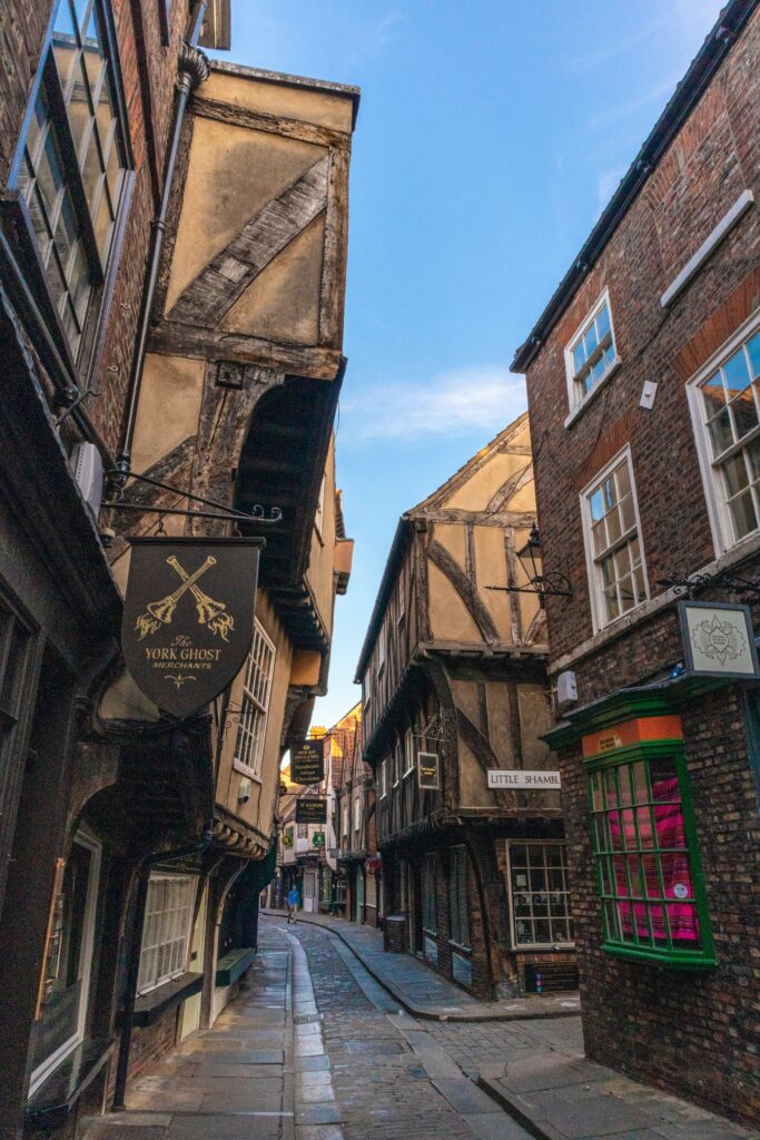 A Virtual Tour through the Whole Island of Great Britain – York