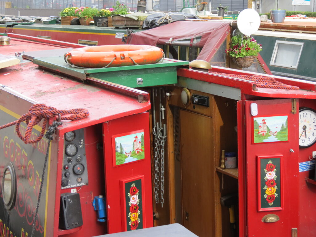 River Lee Navigation Enfield to Ponders End London Walks