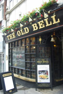 The Old Bell Tavern in Southwark - Pub in London