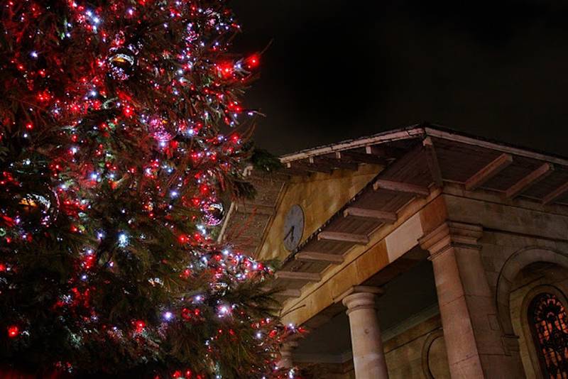 Christmas Music Walking Tour With Singalong