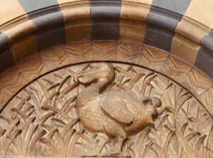 Stone carving of a dodo bird on the exterior of the Natural History Museum